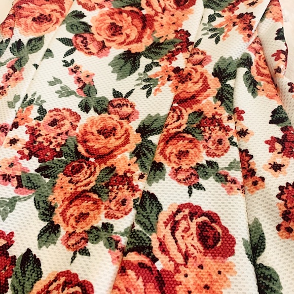 Floral Dress - Picture 4 of 4